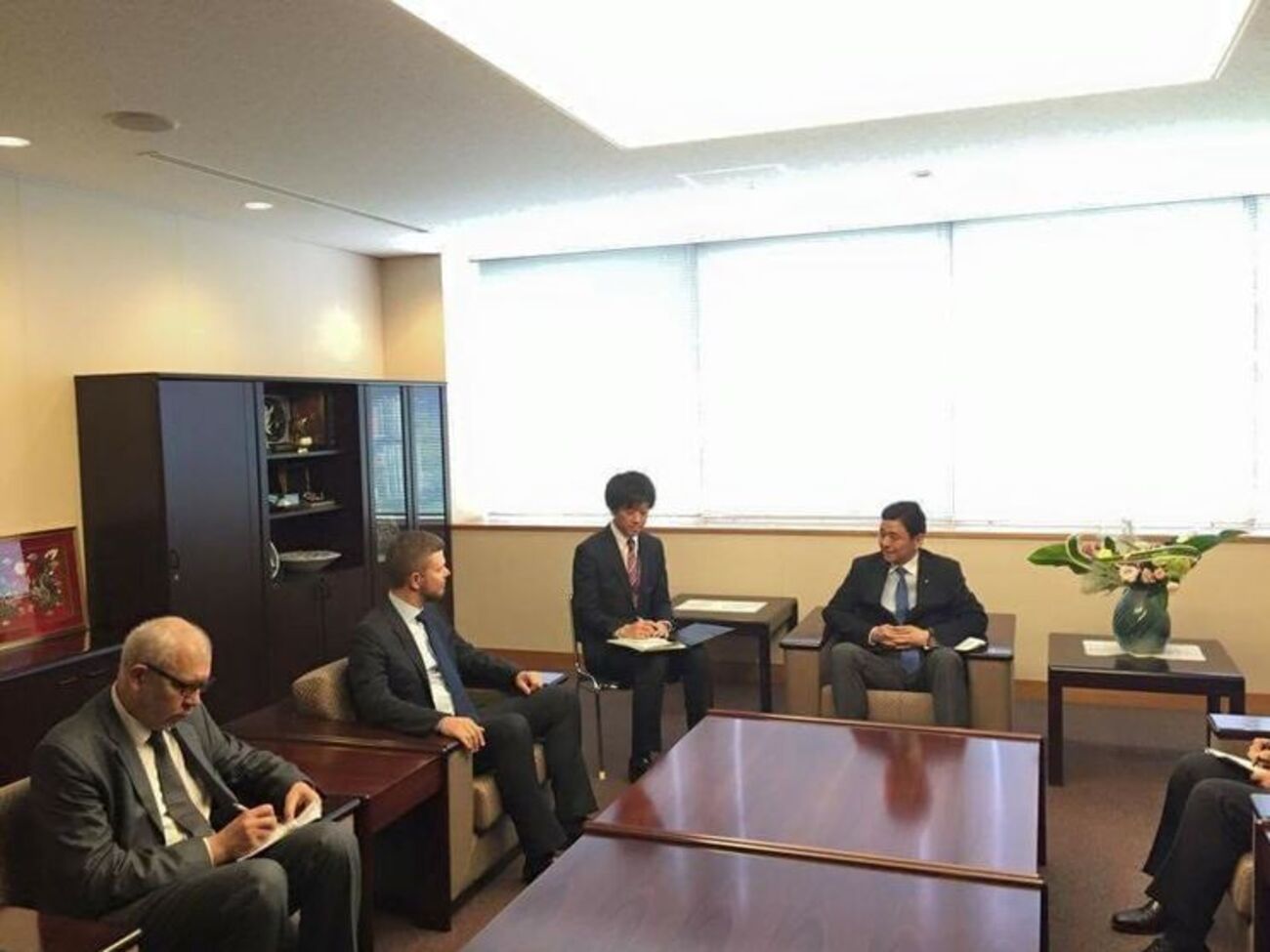 Делегация межпарламентской группы совершила дипломатическую поездку в Японию