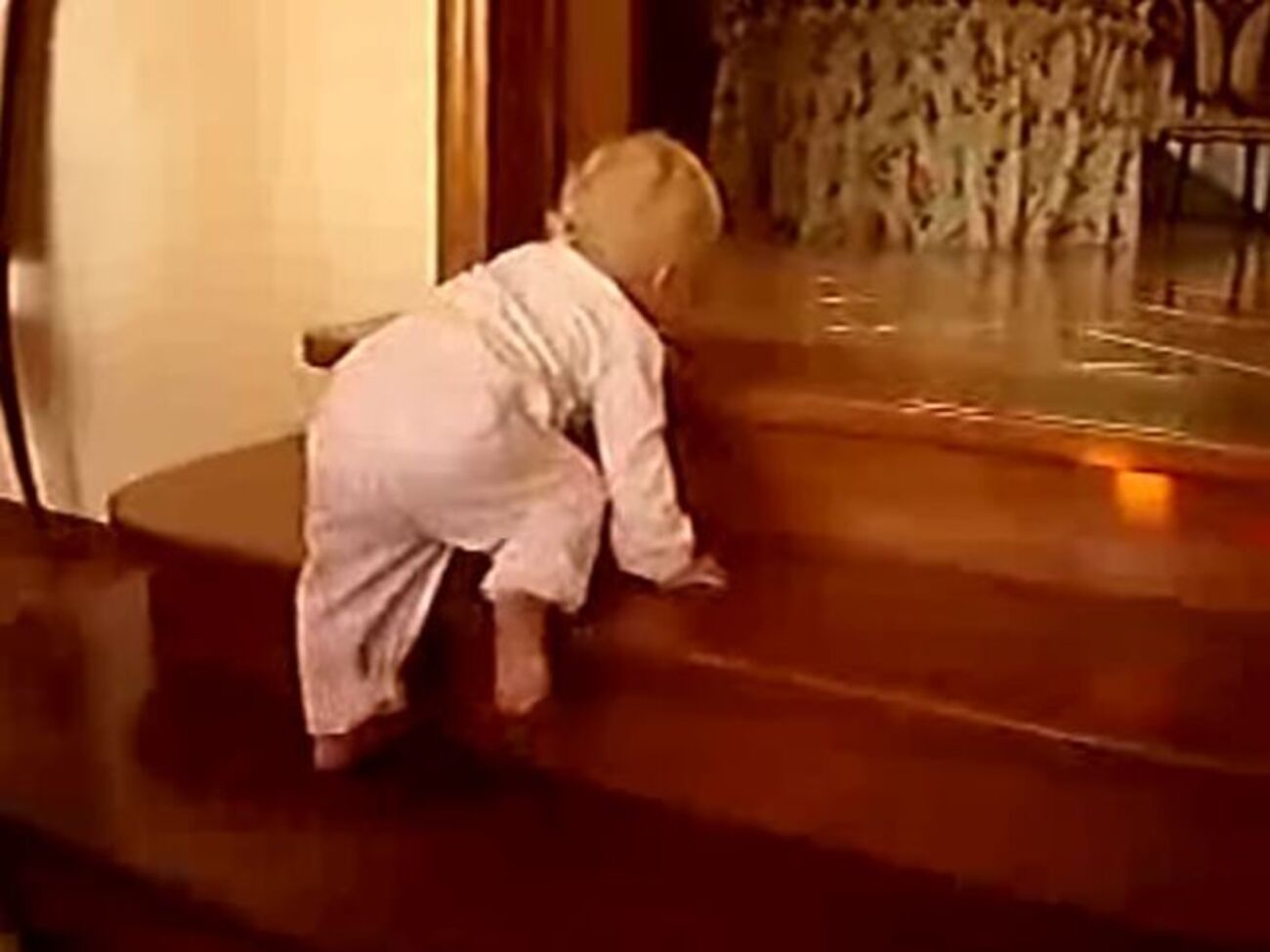 Российский "Центр управления расследованиями" утверждает, что это внучка Путина