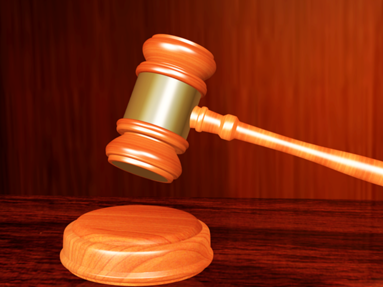 Суд відмовився визнати неправомірним рішення Порошенка про санкції проти російських соцмереж