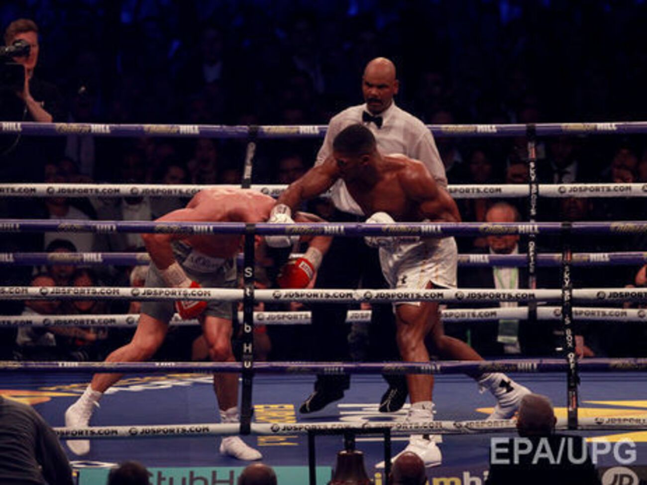 В 2015 году Кличко подписал телевизионный контракт на пять боев. Два уже позади. Будет ли третий?