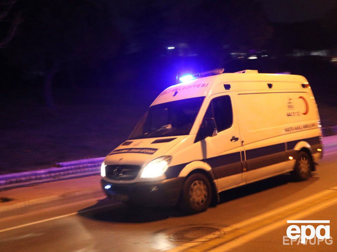 Четверо человек в результате взрыва в промзоне Анкары получили ранения