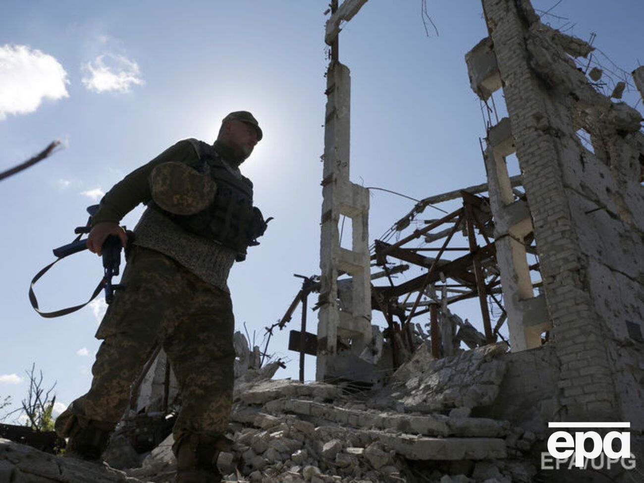 Боевикам рассказали о слежении за ними в режиме онлайн