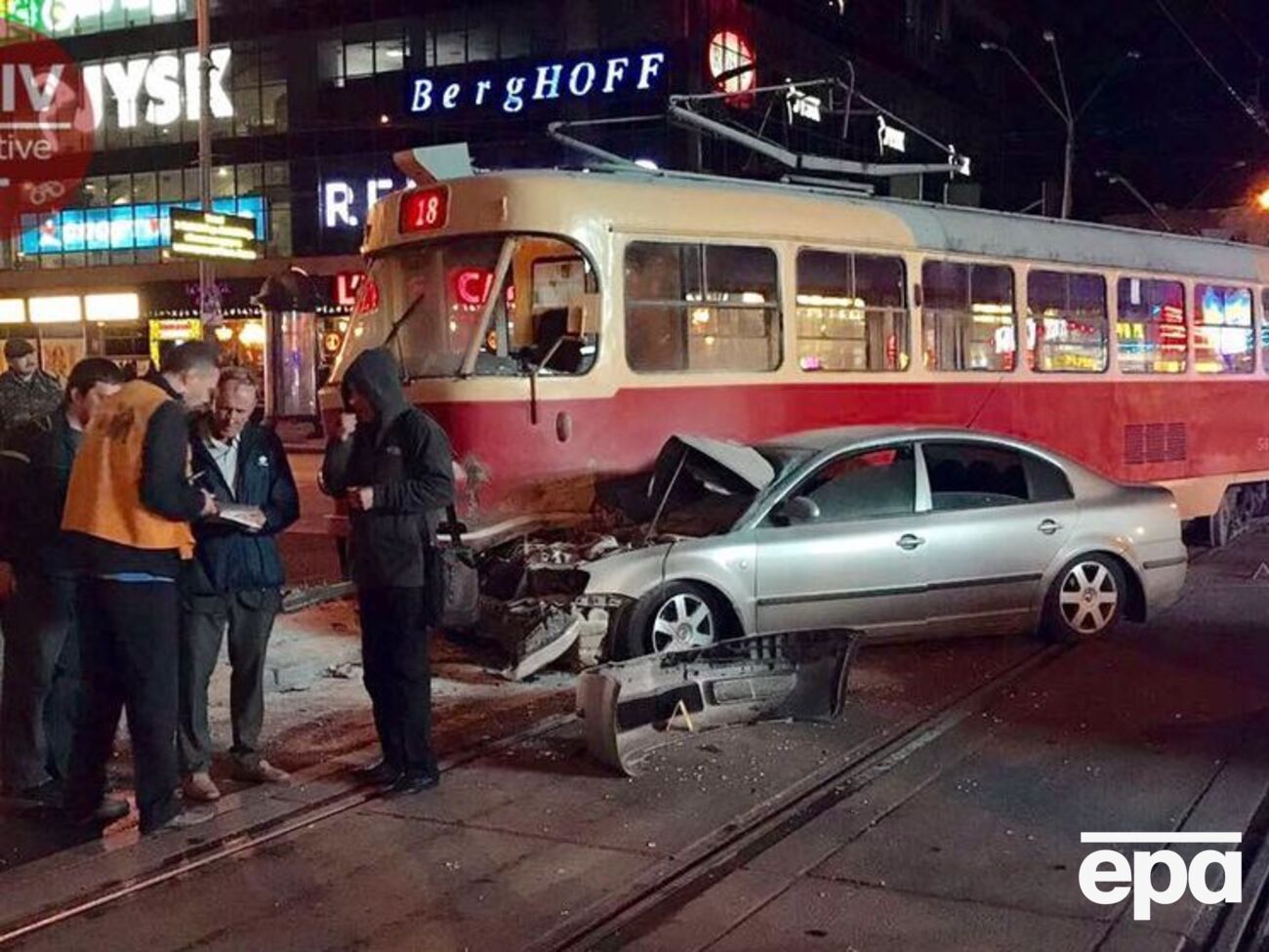 Барна вже вдруге потрапляє в аварію