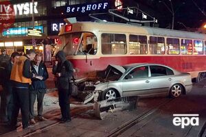 Барна вже вдруге потрапляє в аварію