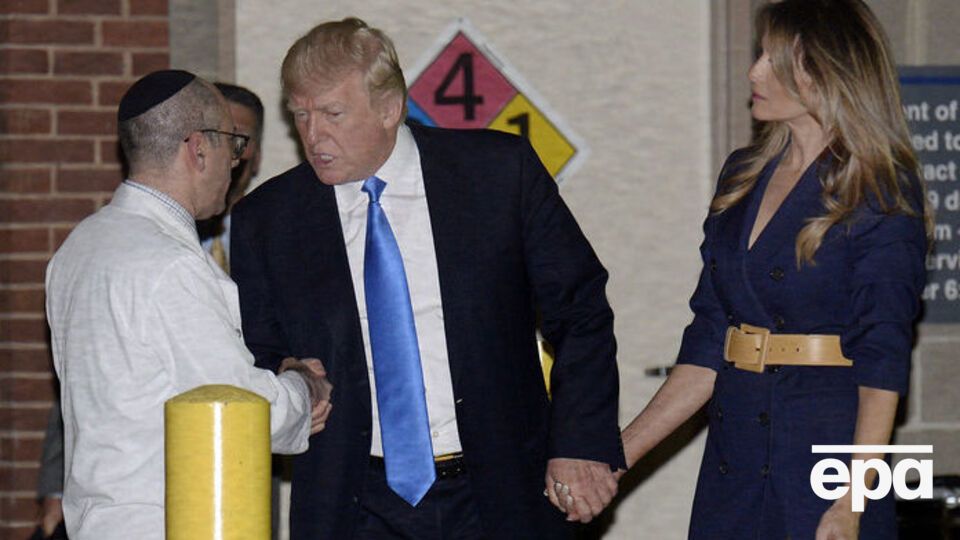 Трамп пообщался с врачами больницы