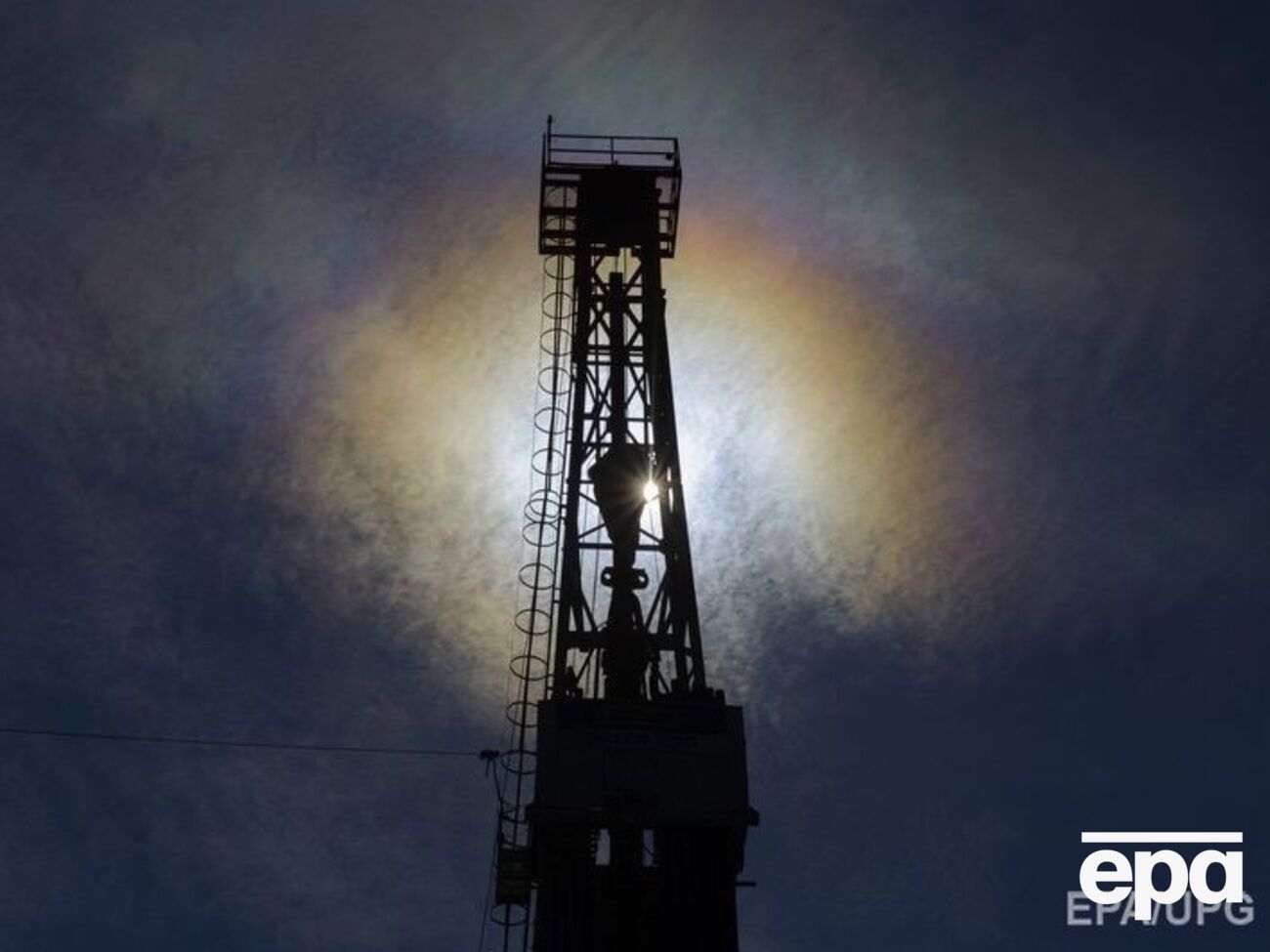 Цена на нефть снижается