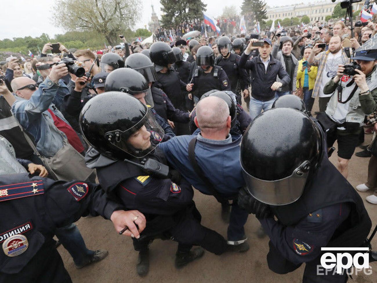 Путін уважає, що організатори протестів займаються саморекламою