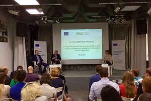 ЕС вновь призвал Киев создать антикоррупционный суд