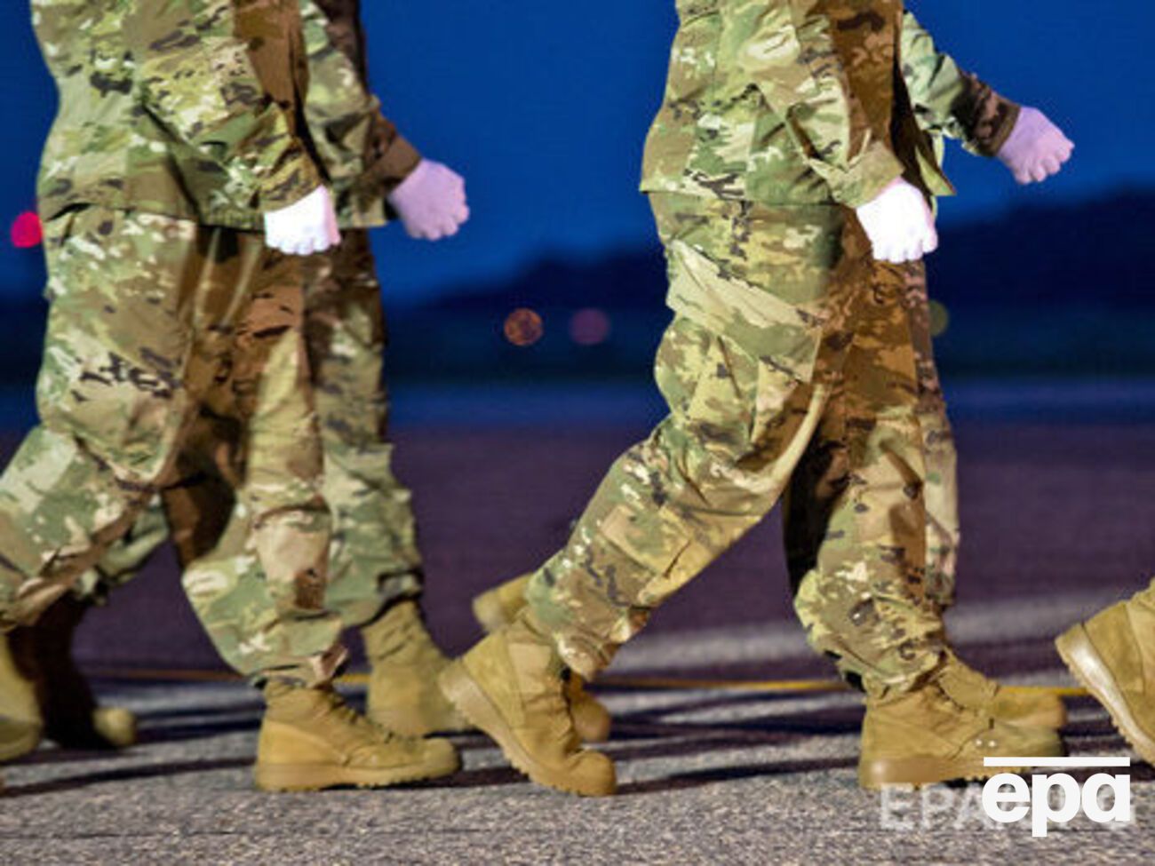 AP повідомляло, що в Афганістан додатково призначать 4 тис. військовослужбовців