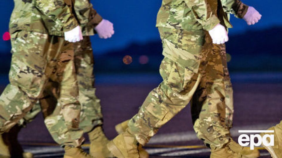AP сообщало, что в Афганистан дополнительно направят 4 тыс. военнослужащих