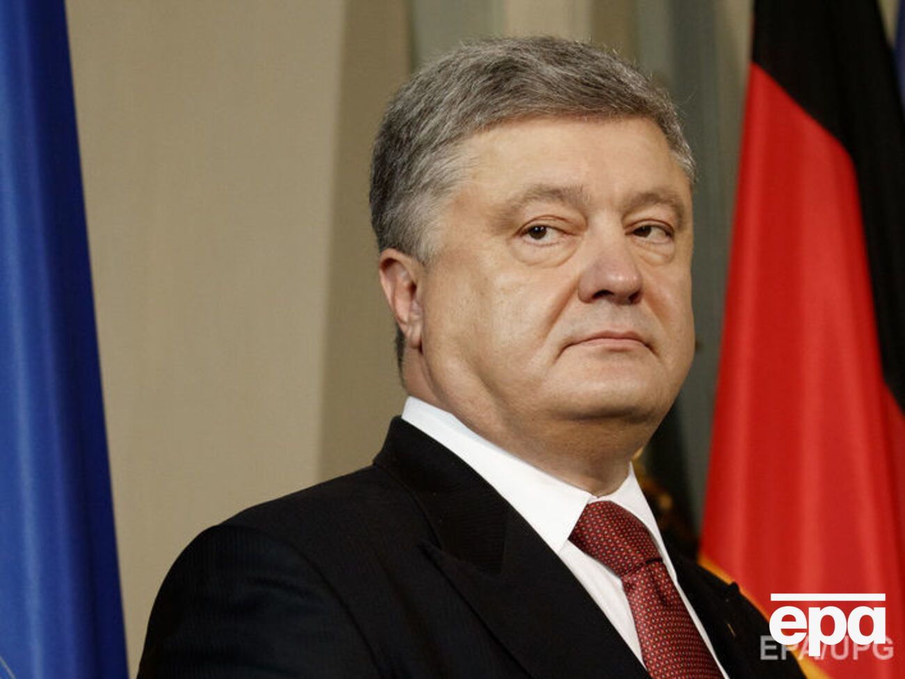 Порошенко: Із моїх 18 років разом із Мариною, яка тоді була майбутнім лікарем, я щоночі ходив на нічні чергування, бо дуже любив і люблю її