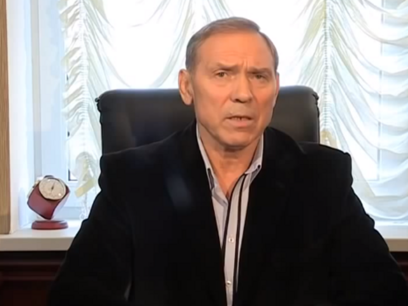 Крутов: Кто нажимает на курок, сбрасывает бомбу, совершает теракт? Это делает человек, а точнее &ndash; его сознание