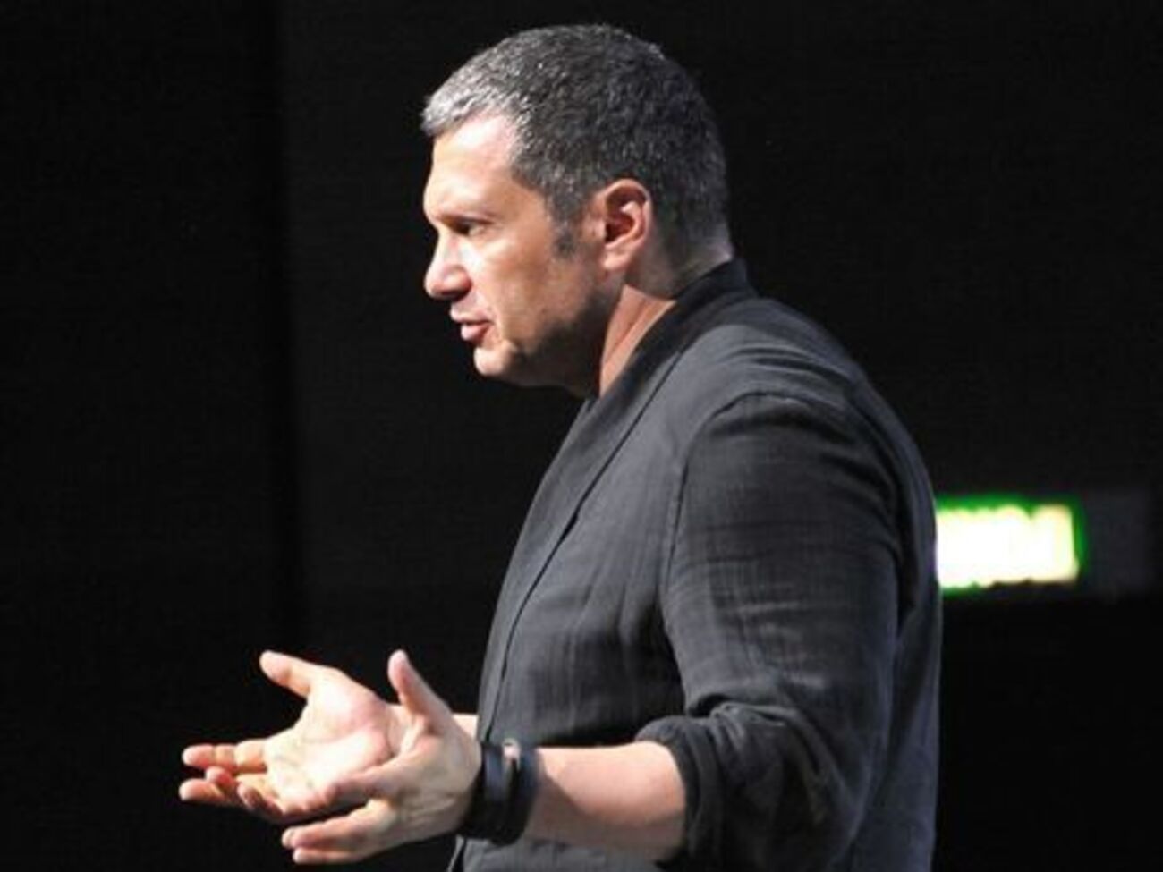 Соловьев&nbsp;якобы получил контракт от "Сбербанка" на сумму 102 млн руб.