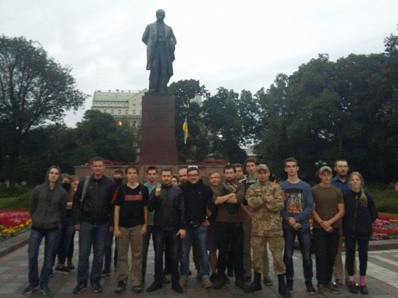 Націоналісти заявили, що заблокували парк Шевченка