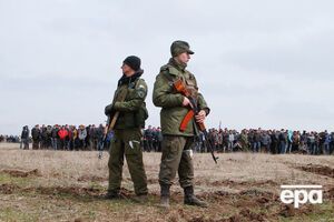 Российское оккупационное командование в связи с растущим недовольством начало выплату денег боевикам