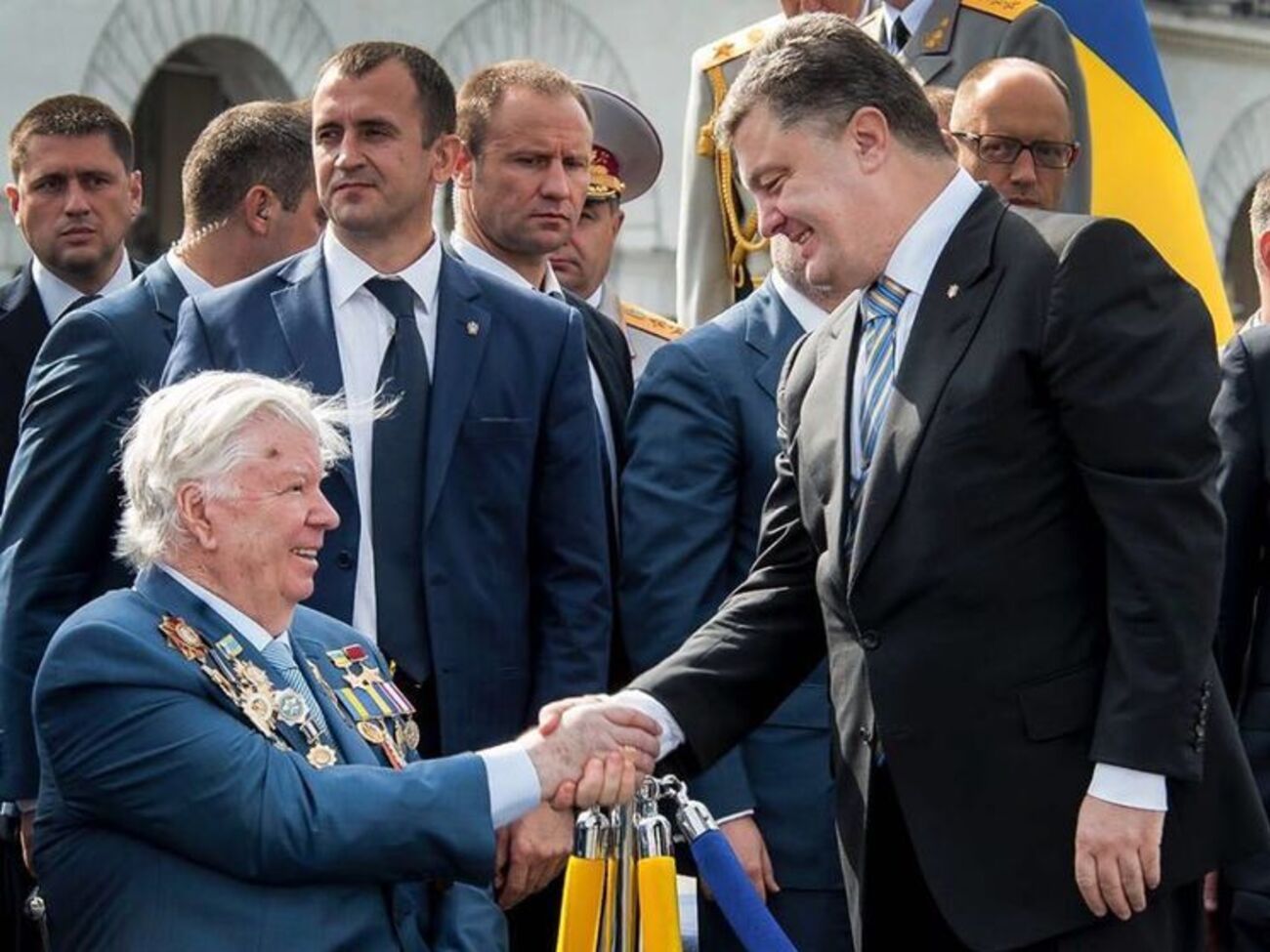 Порошенко: У будь-яких ситуаціях можу розраховувати на надійну підтримку батька