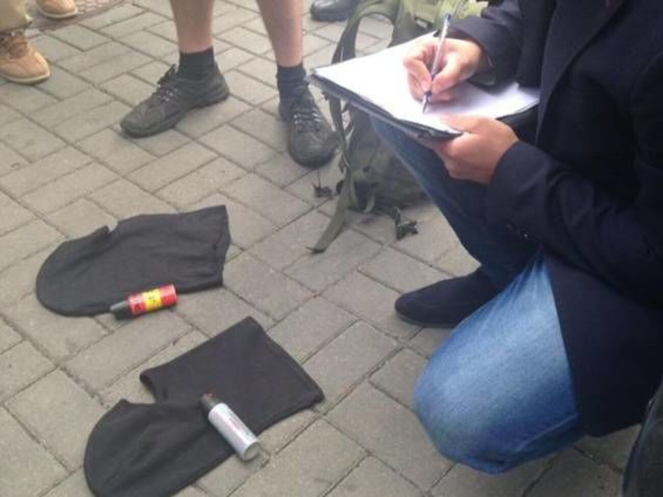 18 червня між противниками ЛГБТ-спільноти та правоохоронцями в центрі Києва сталися сутички, поліцейські вилучали газові балончики та балаклави