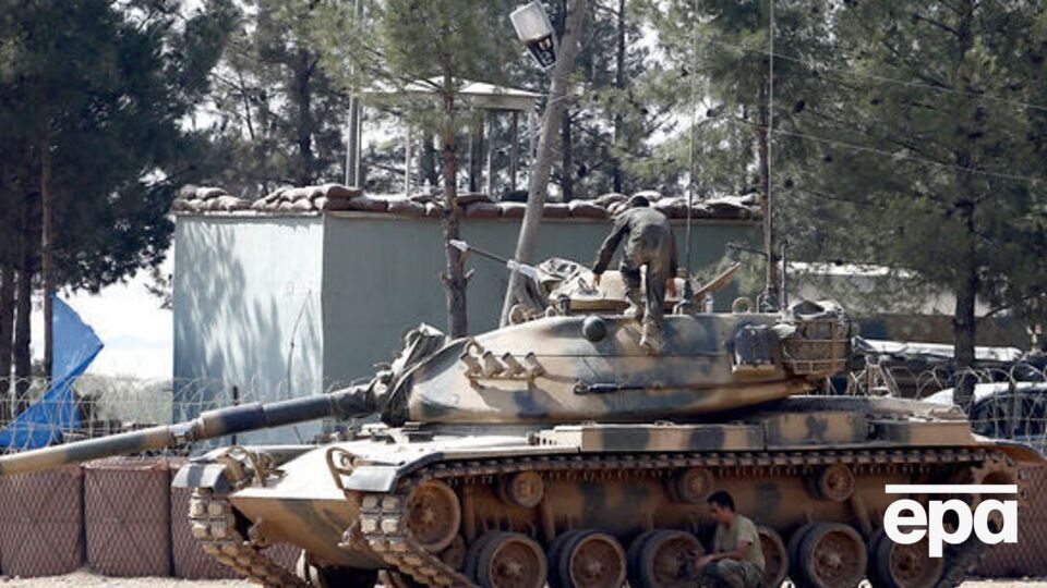 В Турции произошло массовое пищевое отравление военных