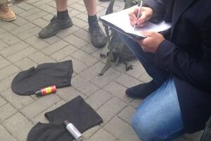 Двох постраждалих від побиття противниками ЛГБТ-спільноти доправили в лікарню
