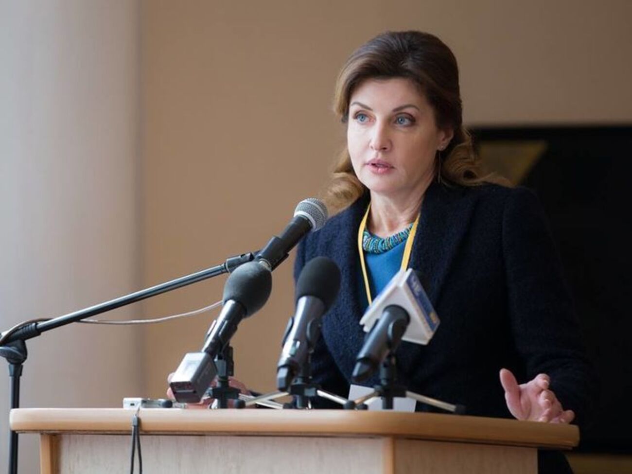 Марина Порошенко объявила благотворительный аукцион