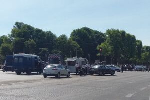 Місце інциденту на Єлисейських Полях
