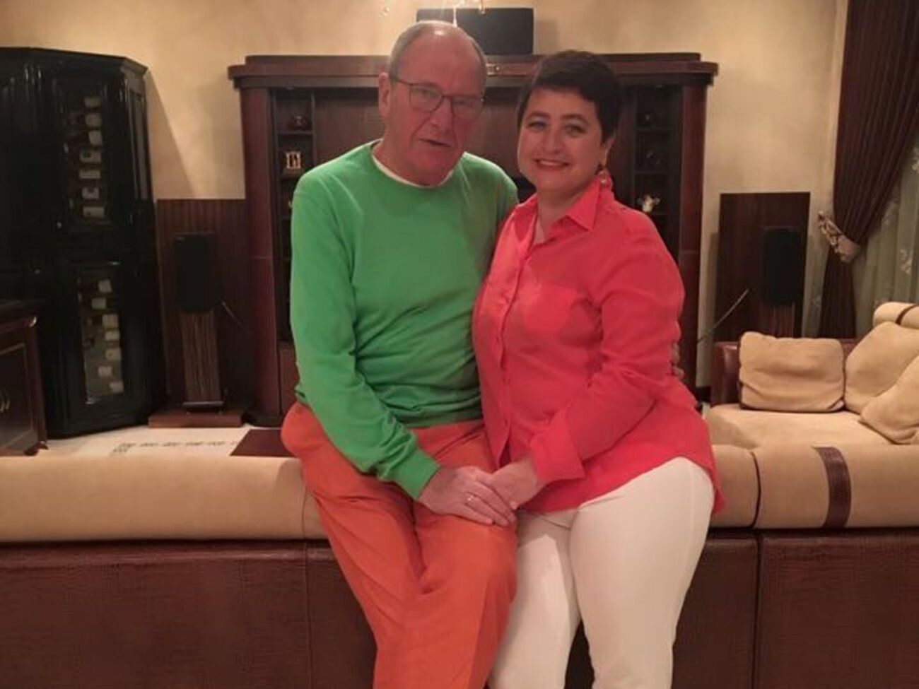 Еммануїл одружений утретє