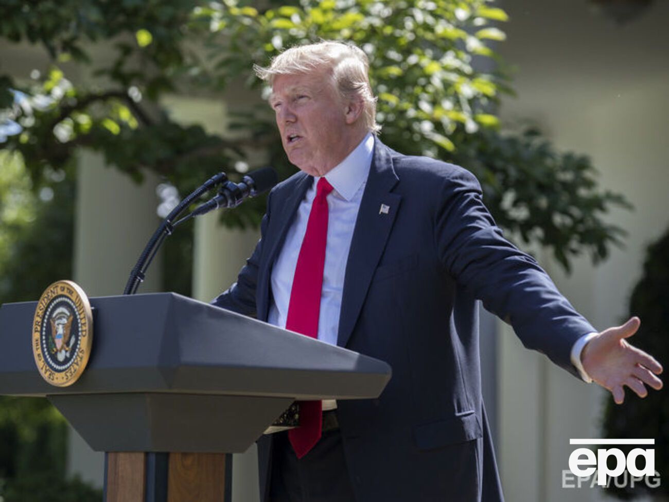 Yahoo News сообщило о планах администрации Трампа снять санкции с РФ в первые недели работы