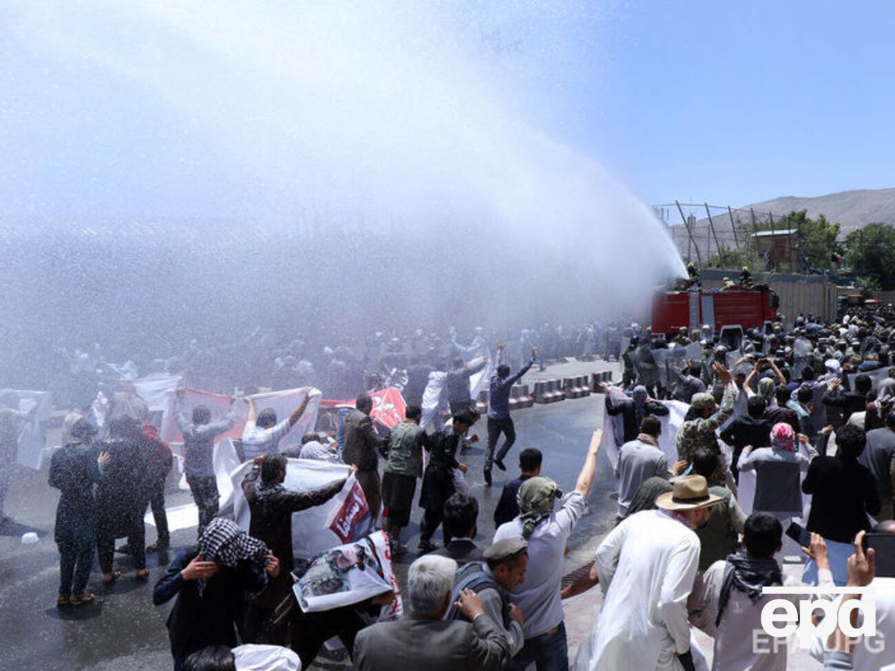 Поліцейські застосовували водомети і вогнепальну зброю проти демонстрантів у Кабулі