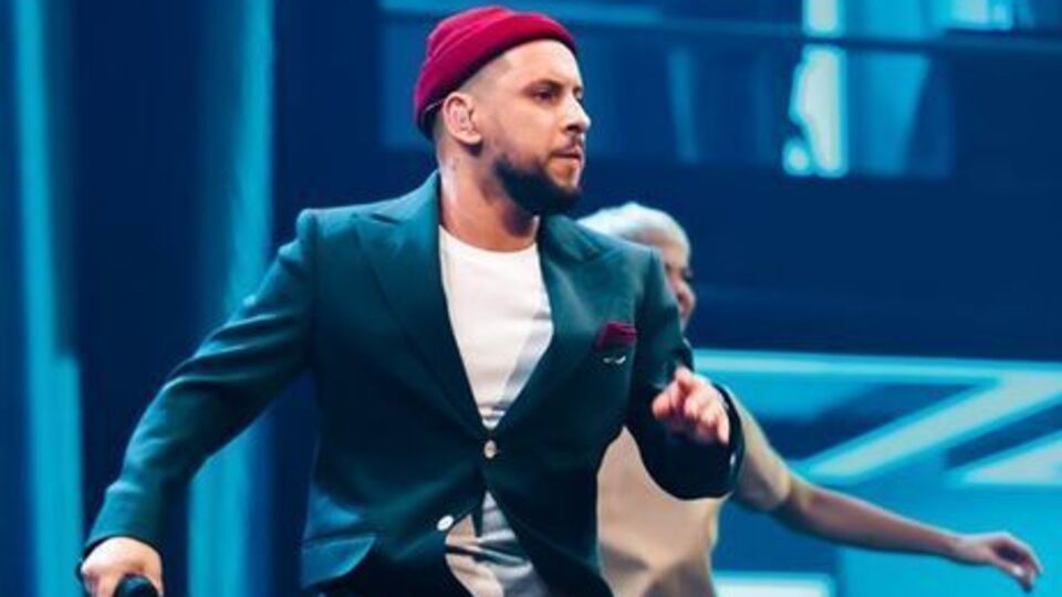 Monatik позировал для издания Pink