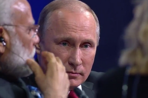 Путін: У нас ще є час. Якщо ми будемо всі конструктивно працювати, ми ще можемо про щось домовитися