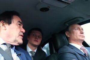 Стоун и Путин встречались в России