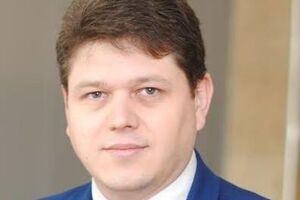 Соколюк зазначив, що процедура набуття статусу біженця є тривалою