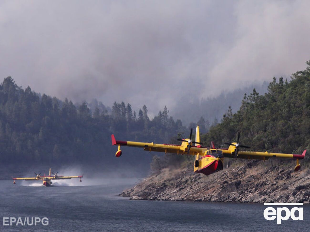 Крушение потерпел самолет, который тушил пожар