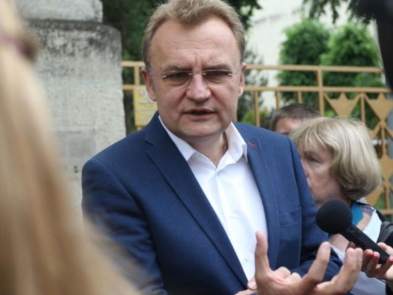Садовий: Сміттєву кризу у Львові повинна вирішити державна влада