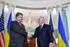 Співрозмовники говорили про можливість надання оборонної зброї для України