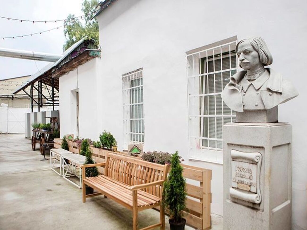 В мае в "Гоголь-центре" прошли обыски