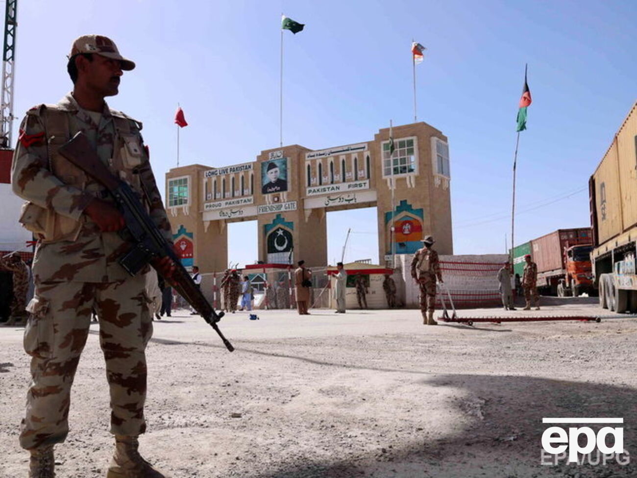 Рішення про будівництво паркану продиктоване міркуваннями безпеки, зазначає влада Пакистану