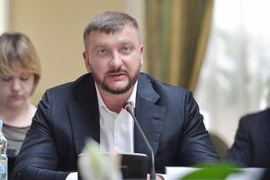Петренко: Российский газ транспортируется по территории Украины в рамках контрактов с европейскими партнерами