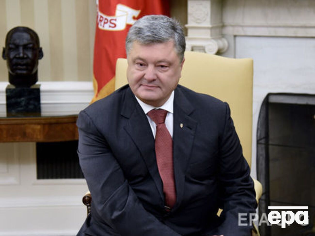 Порошенко поінформує Туска про конкретні випадки порушення російською стороною Мінських домовленостей