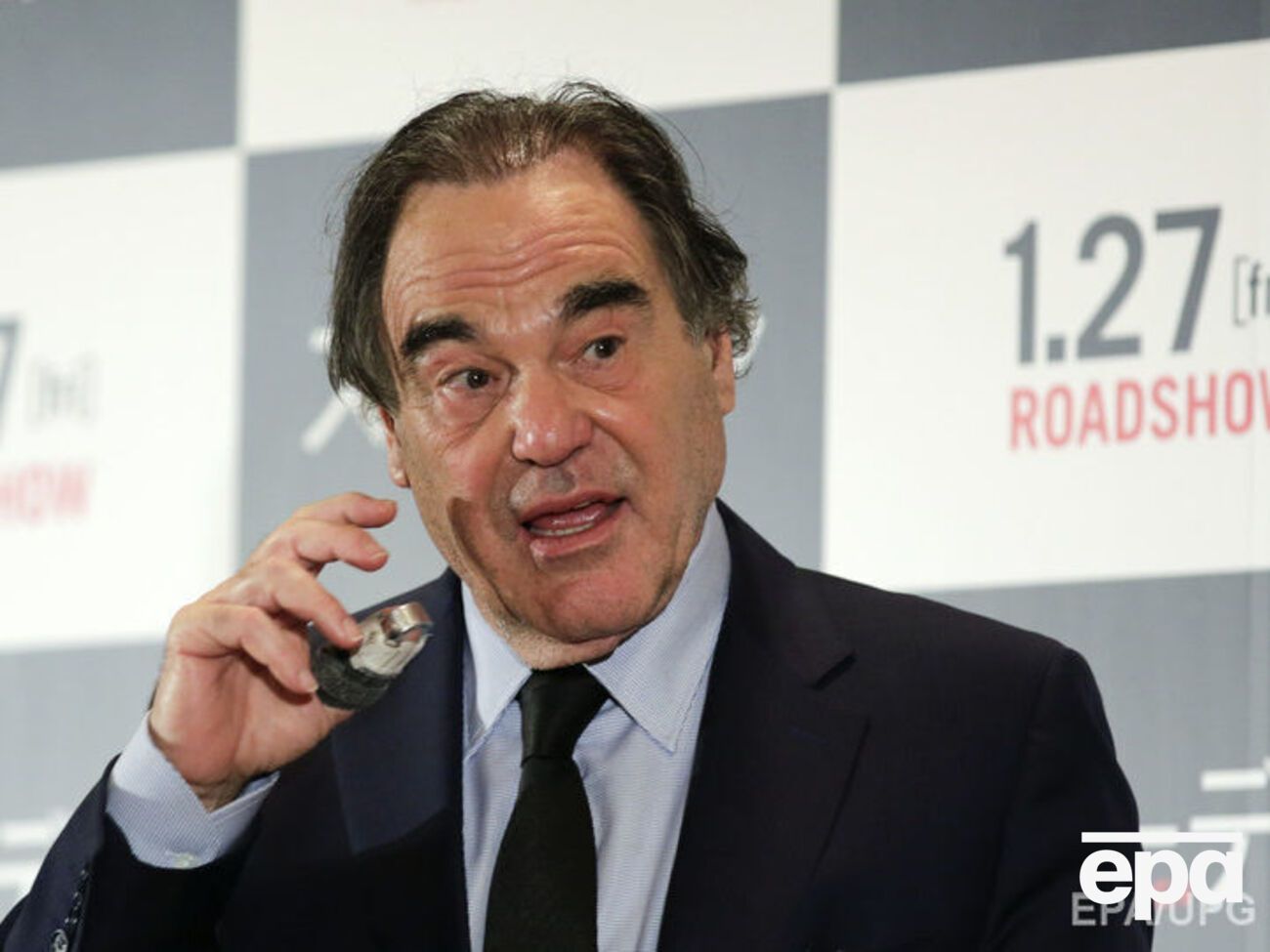 Стоун: РФ&nbsp;разбомбила к&nbsp;чертям Сирию,&nbsp;они уничтожили финансовые возможности империи ИГИЛ