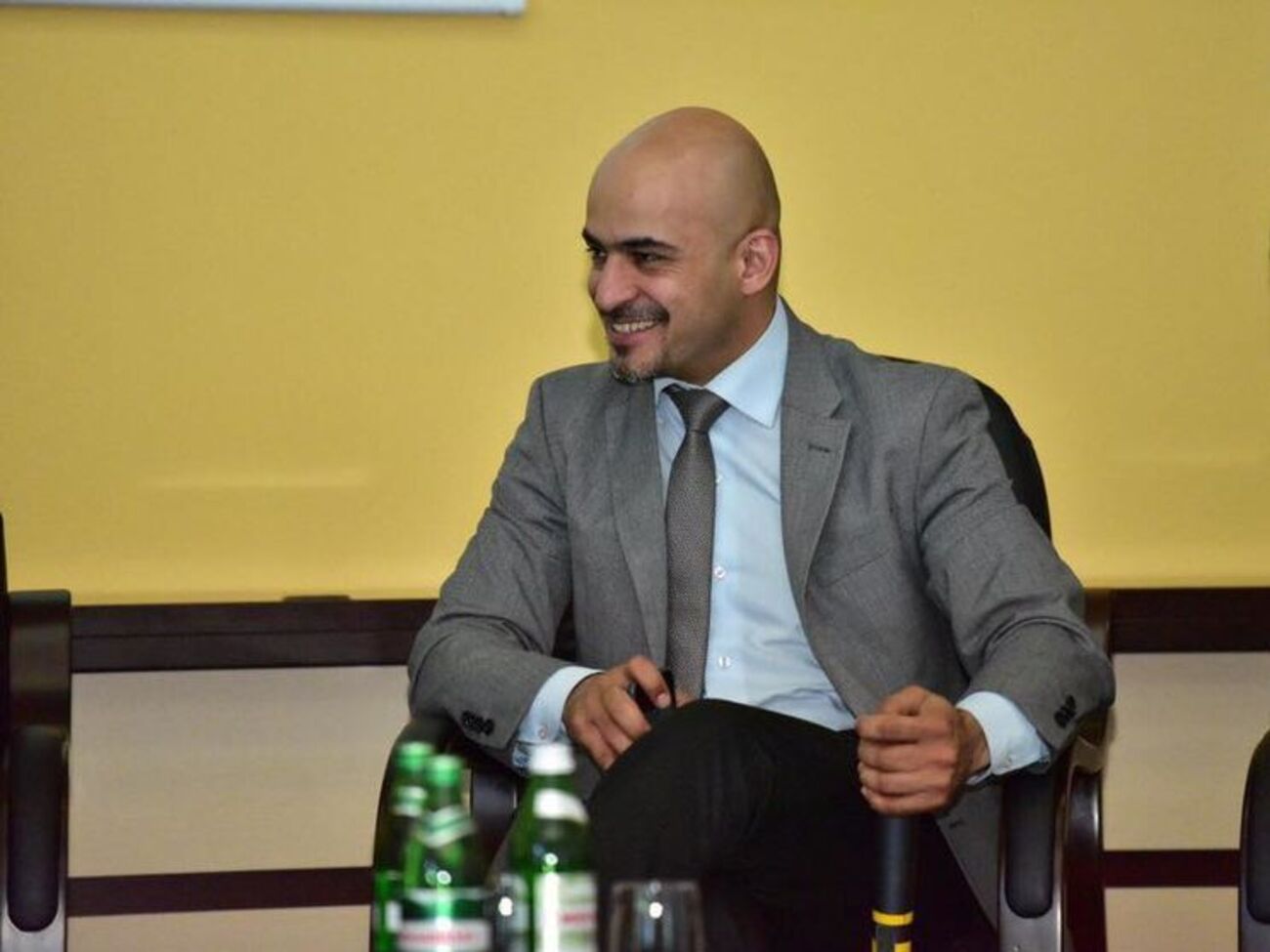 Середа була для кого тривожною, а для кого й радісною, уважає Найєм