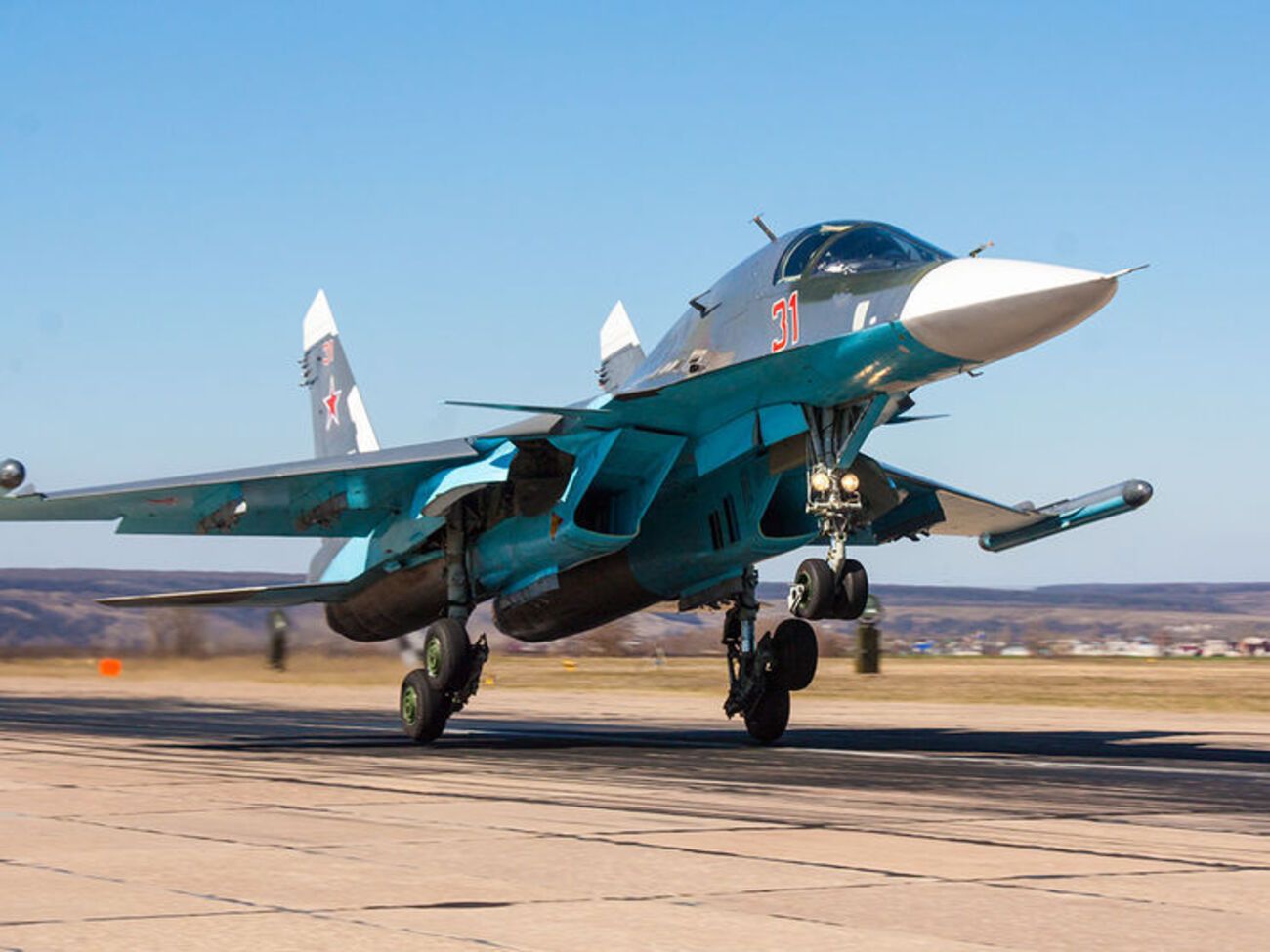 Ескорт для літака з Шойгу посилили Су-34