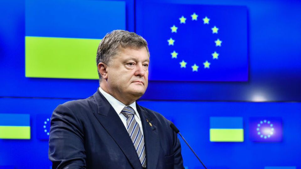 Порошенко заявив, що позиція ЄС щодо санкцій проти РФ така сама, як і у США