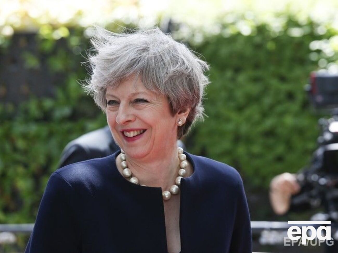 Мей очікує на симетричну пропозицію від ЄС