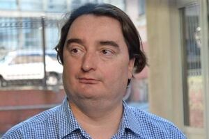 Гужва: Почему пришли? Видимо, надоело ждать, когда я начну "вымогать" нечто у Линько, и решили уже приступить к действиям