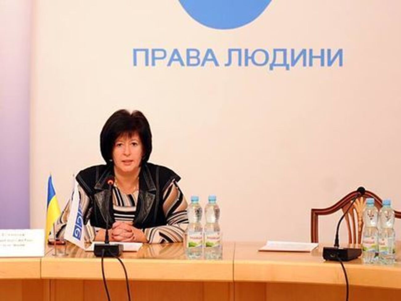 Лутковська закликала забезпечити невтручання у свободу слова