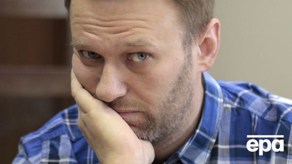 8 февраля 2017 года Навального повторно осудили по делу о "Кировлесе"