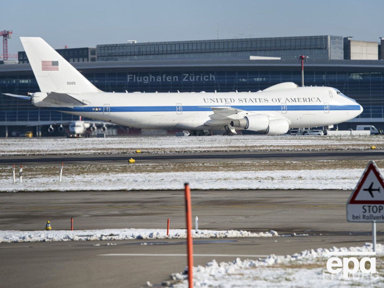 Літак E-4B повинен стати командним центром уряду США після ядерного вибуху