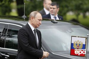 Путін: Уся моя робота в органах зовнішньої розвідки СРСР була пов'язана з нелегальною розвідкою