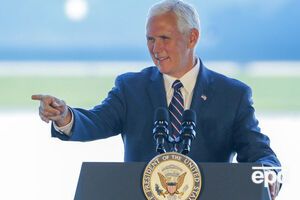 Пенс, по мнению политолога, будет отвечать за отношения США с Украиной